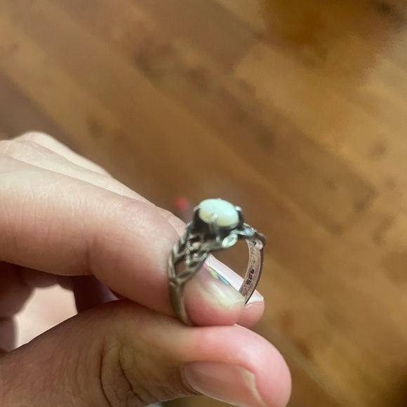 Sterling silver vintage ring unsure size - Picture 3 of 3